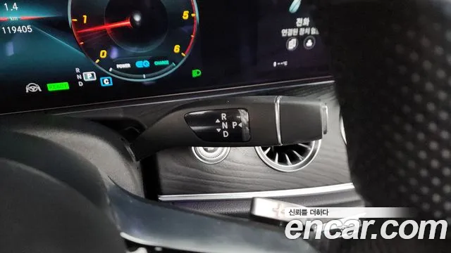 Mercedes-Benz CLS-Class — Фото автомобиля 6