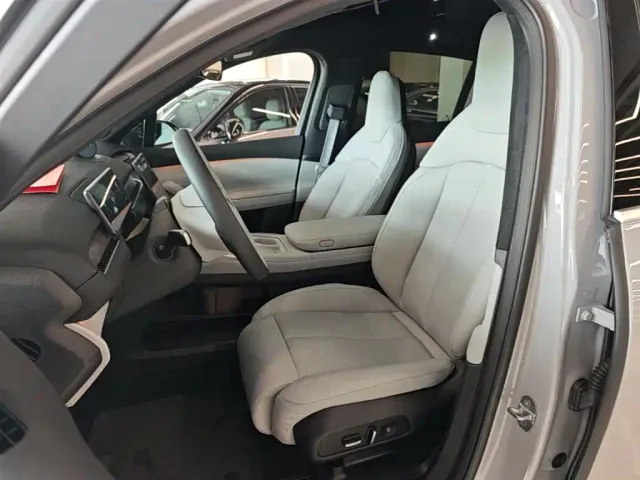 Nio EC7 — Фото автомобиля 14