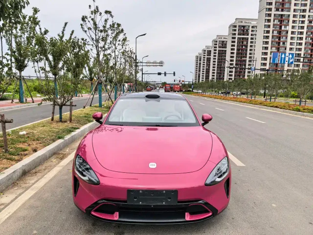 Xiaomi SU7 — Фото автомобиля 2