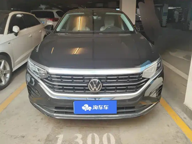 Volkswagen Passat — Фото автомобиля 2