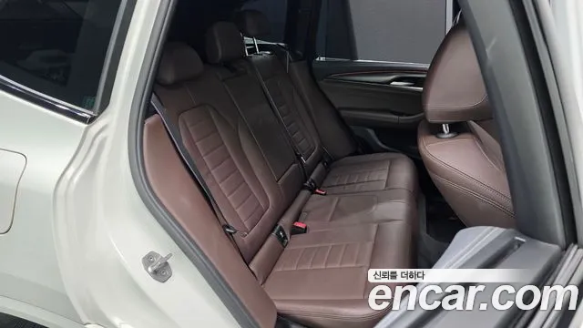 BMW X3 xDrive 20i M Sport Pro — Фото автомобиля 11