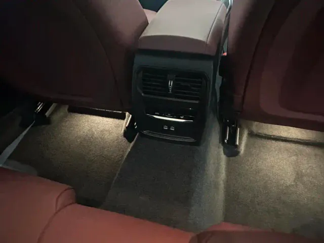 BMW 3 Series — Фото автомобиля 7