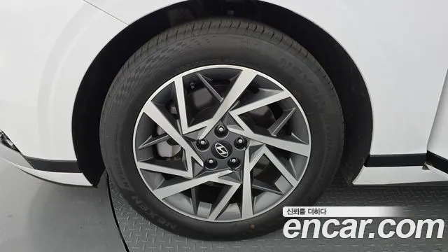 Hyundai Grandeur Grandeur (GN7) 3.5 LPG 2WD (Такси) — Фото автомобиля 5
