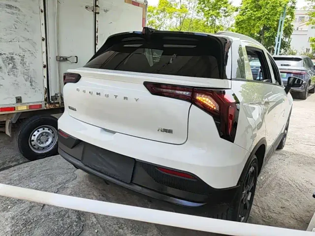 Geely Geometry E Firefly — Фото автомобиля 4