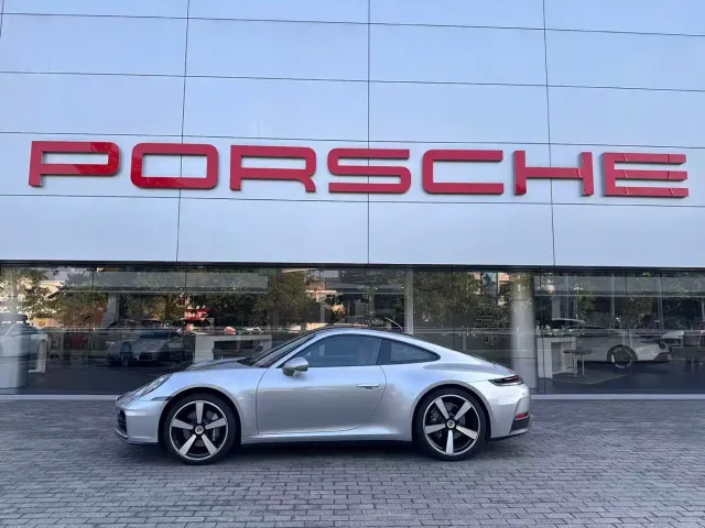Porsche 911 — Фото автомобиля 3