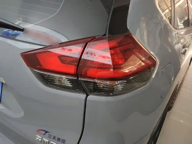 Nissan X-Trail — Фото автомобиля 23