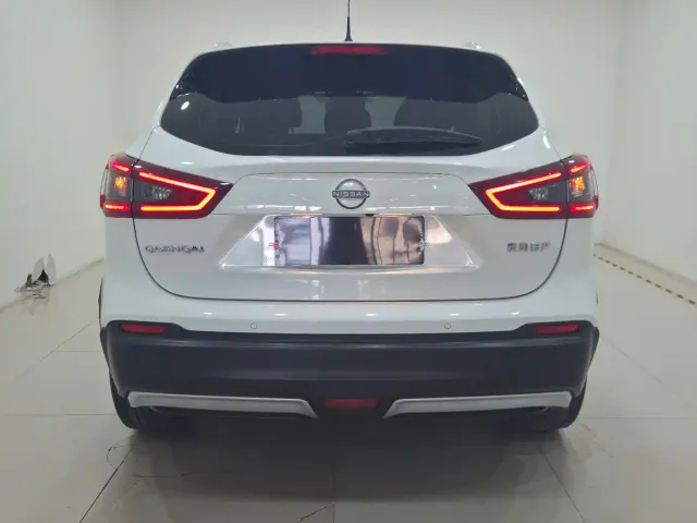 Nissan Qashqai — Фото автомобиля 8