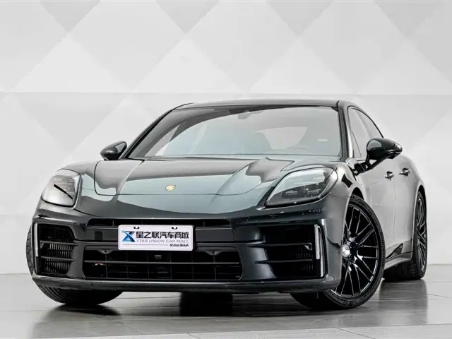 Porsche Panamera — Фото автомобиля 2