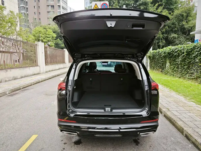 Buick Envision Plus — Фото автомобиля 11