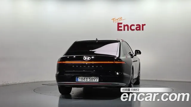 Hyundai Grandeur GN7 — Фото автомобиля 4