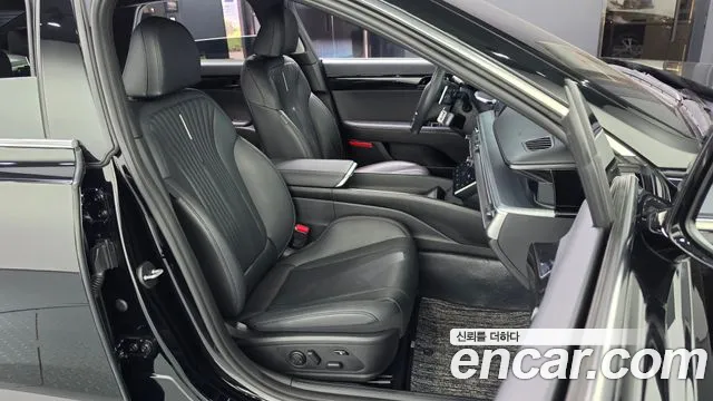 Hyundai Grandeur GN7 — Фото автомобиля 11