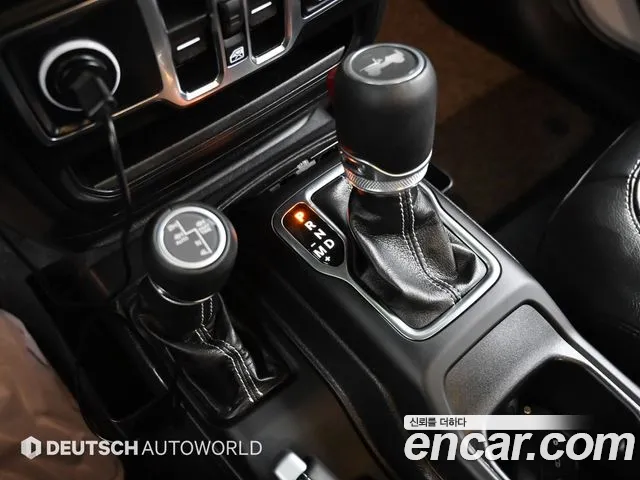 Jeep Wrangler JL — Фото автомобиля 9