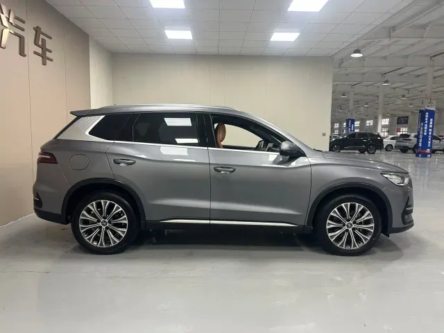 BYD Song Pro — Фото автомобиля 8