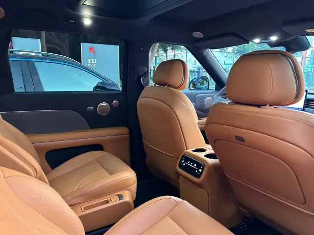 IM Motors LS8 — Фото автомобиля 11