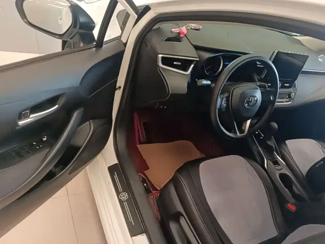 Toyota Corolla — Фото автомобиля 15