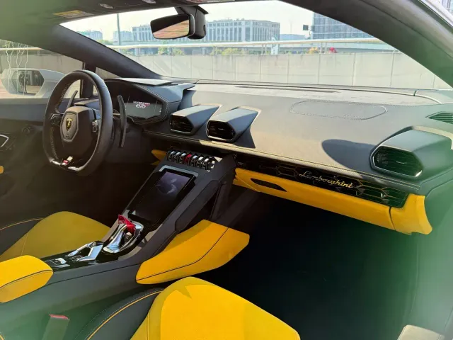 Lamborghini Huracan — Фото автомобиля 14