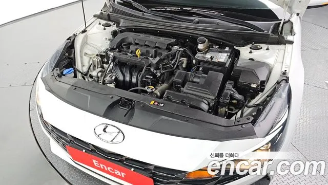 Hyundai AVANTE Avante (CN7) — Фото автомобиля 6