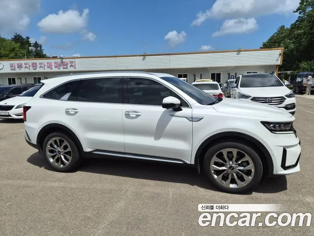 Kia Sorento Sorento 4-е поколение Бензин 2.5T 2WD — Фото автомобиля 3
