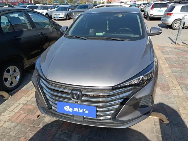 Changan Eado — Фото автомобиля 2