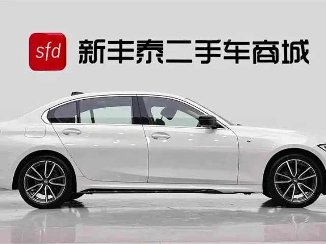 BMW 3 Series — Фото автомобиля 3