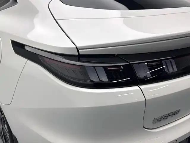 Changan Eado — Фото автомобиля 11