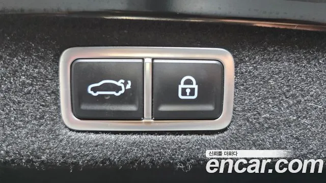 Hyundai Grandeur GN7 — Фото автомобиля 20