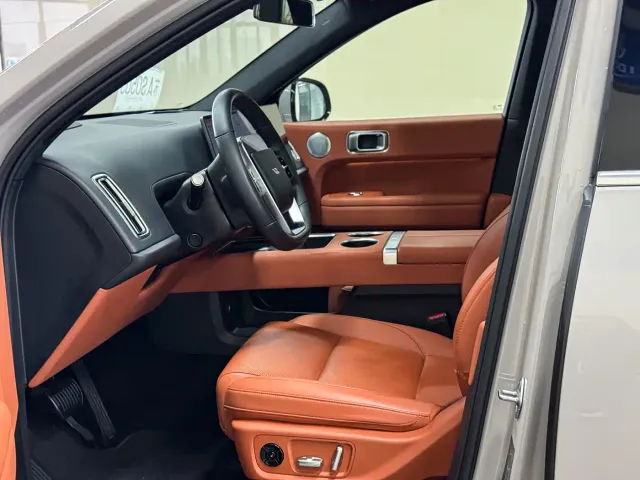 Li Auto L6 — Фото автомобиля 6