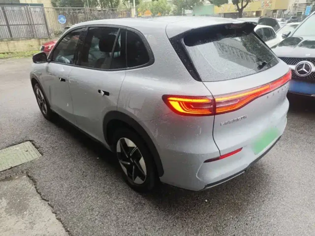 Geely Galaxy E5 — Фото автомобиля 4