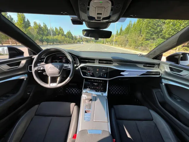 Audi A7 — Фото автомобиля 5