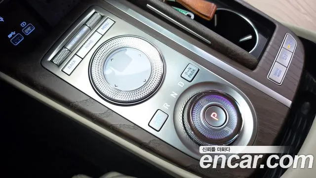 Genesis G80 RG3 — Фото автомобиля 12