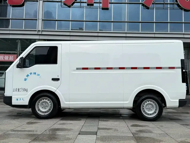 Shineray Xinyuan E3 — Фото автомобиля 5