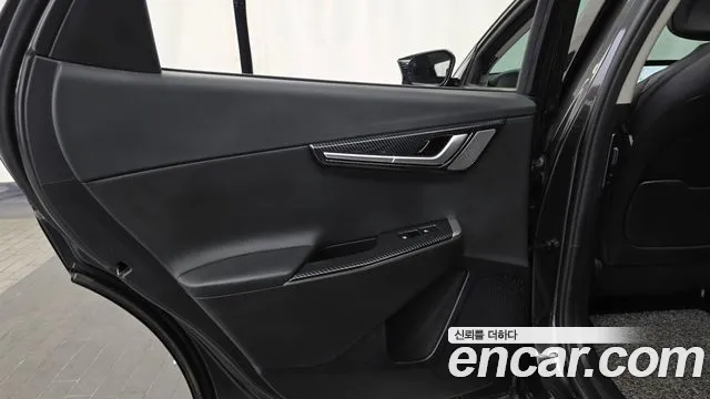 Kia EV6 — Фото автомобиля 14