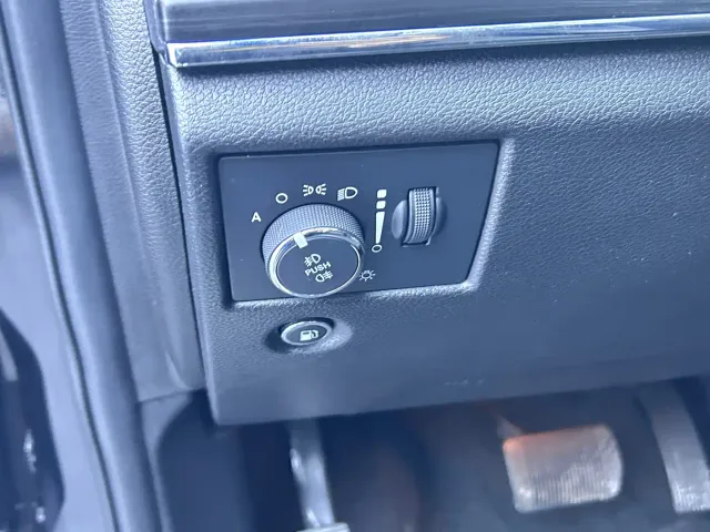 Jeep Grand Cherokee — Фото автомобиля 16