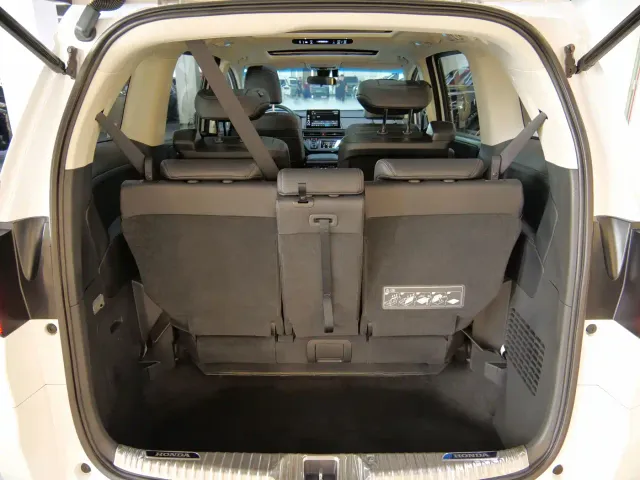 Honda Odyssey — Фото автомобиля 19