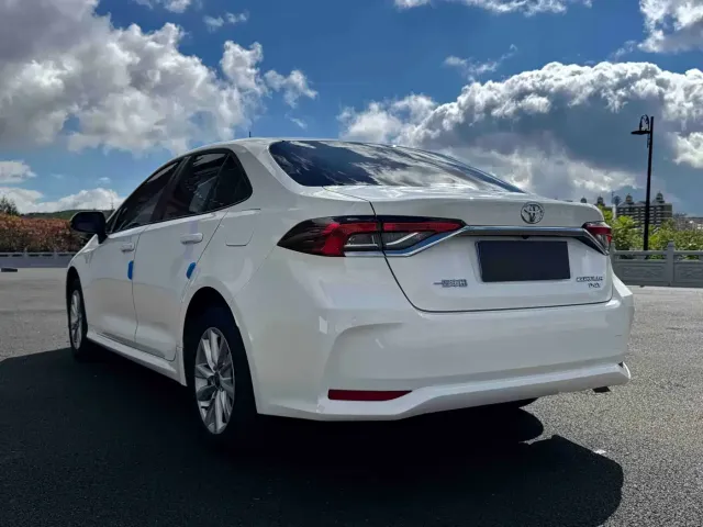 Toyota Corolla — Фото автомобиля 4