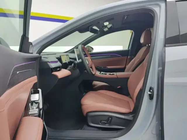 Geely Galaxy L6 — Фото автомобиля 9