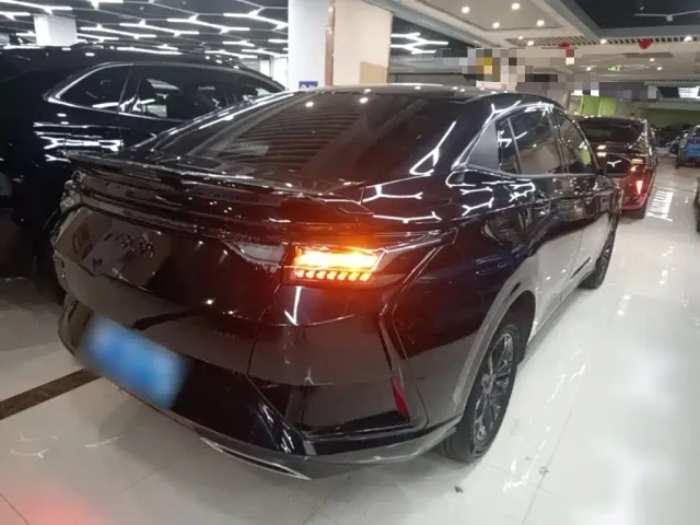 Dongfeng Yixuan — Фото автомобиля 6
