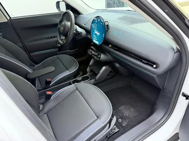 MINI Electric MINI ACEMAN — Фото автомобиля 15