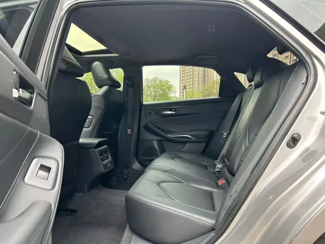 Toyota Avalon — Фото автомобиля 7