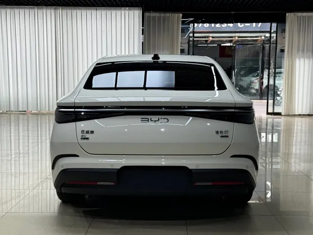 BYD Seal 07 EV — Фото автомобиля 5
