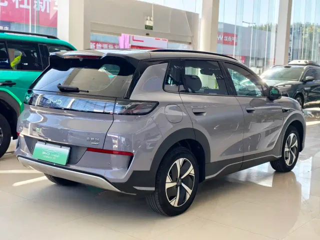 BYD Sealion 05 EV — Фото автомобиля 7