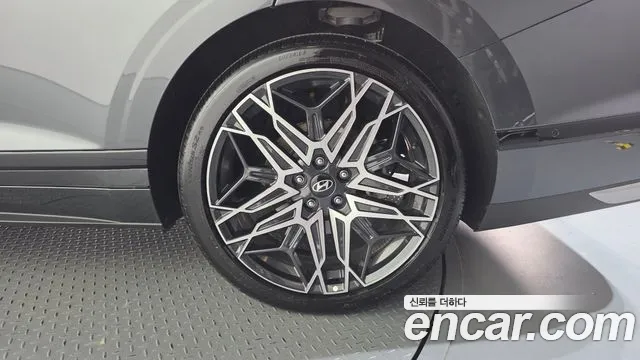 Hyundai Grandeur GN7 — Фото автомобиля 6