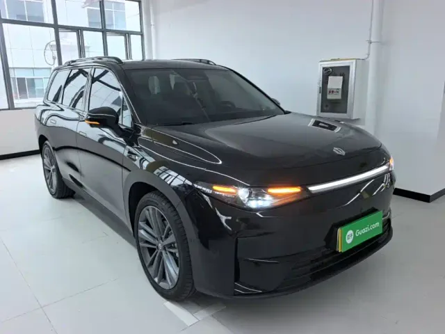 Leapmotor Leapmotor C16 2024 Extended Range 200 Premium Edition — Фото автомобиля 3