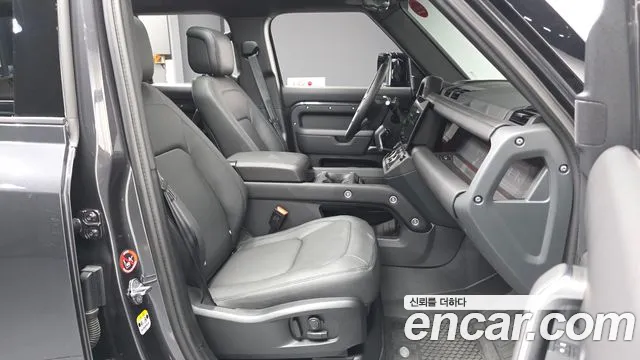 Land Rover Defender L663 — Фото автомобиля 11