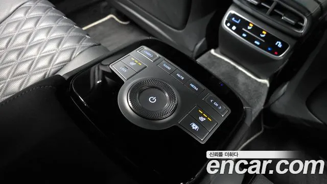 Genesis G80 Бензин 2.5 турбо AWD — Фото автомобиля 13