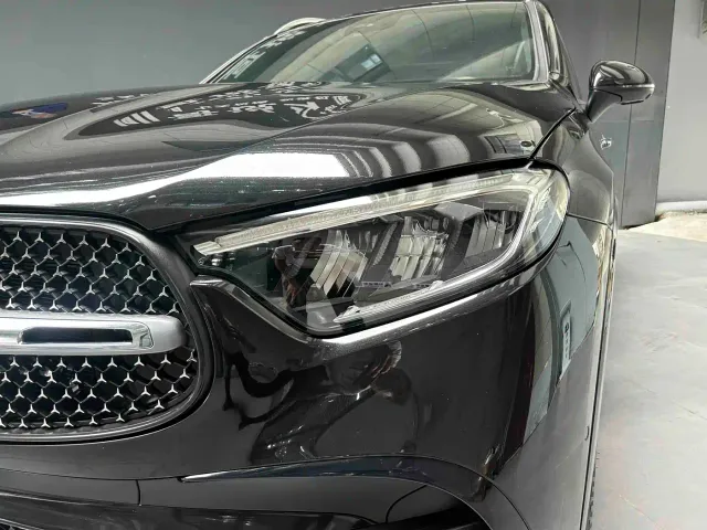 BMW 5 Series — Фото автомобиля 2