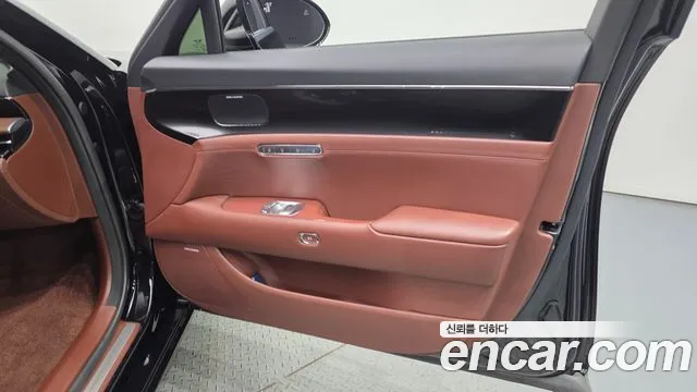 Genesis G90 RS4 — Фото автомобиля 13