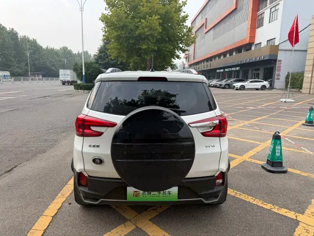 BYD Yuan Pro — Фото автомобиля 4