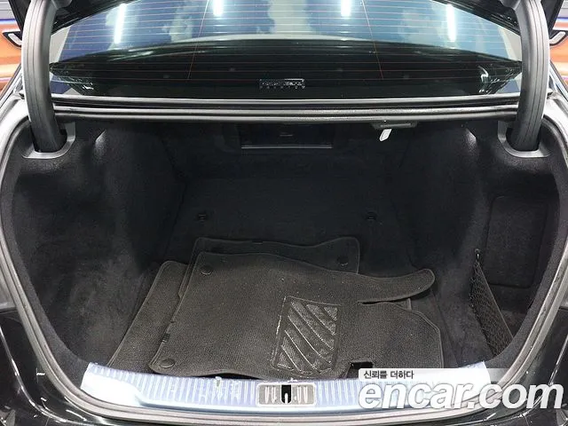 Mercedes-Benz S-Class — Фото автомобиля 5