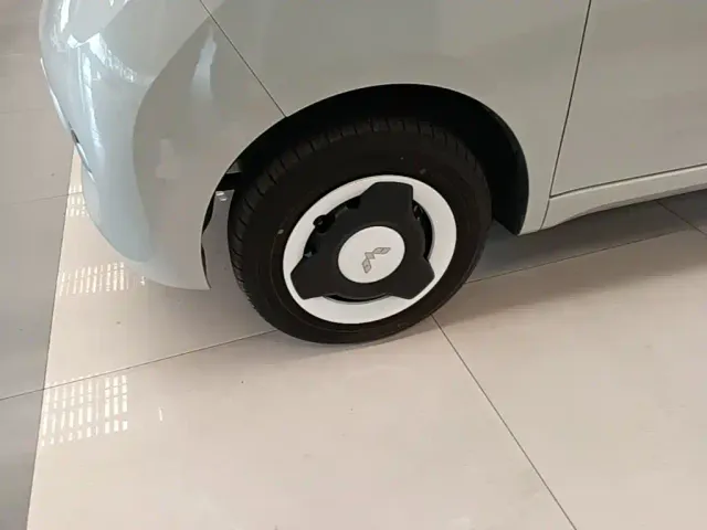 Wuling Hongguang Mini EV — Фото автомобиля 22